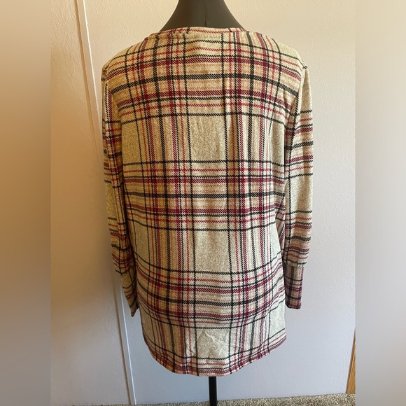 Tartan Sweater with Gathered Sleeve - Picture 4 of 5